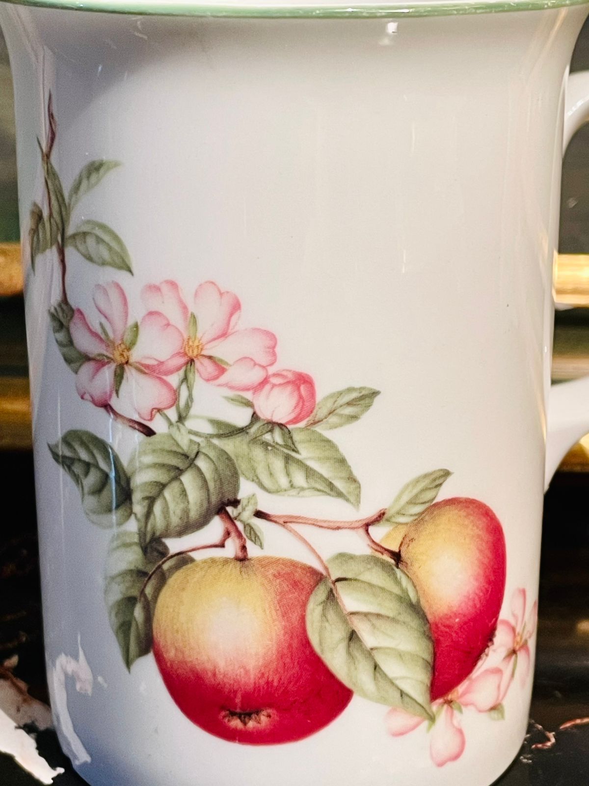 ST Mechael Bone China Mug – Vintage Plum, Apple & Blue berry Design ,UK