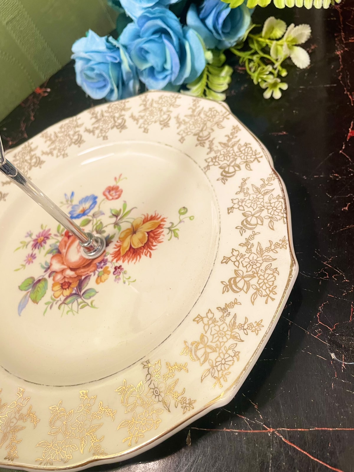 Vintage Floral Handled Cake Stand