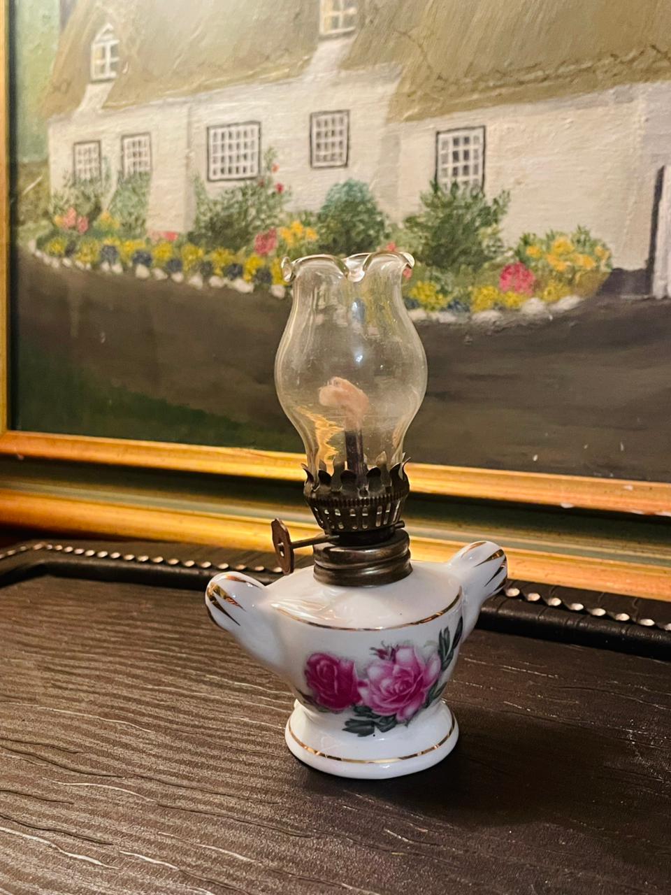 Vintage 1950's MINIATURE Oil Lamp, Hand Painted, England