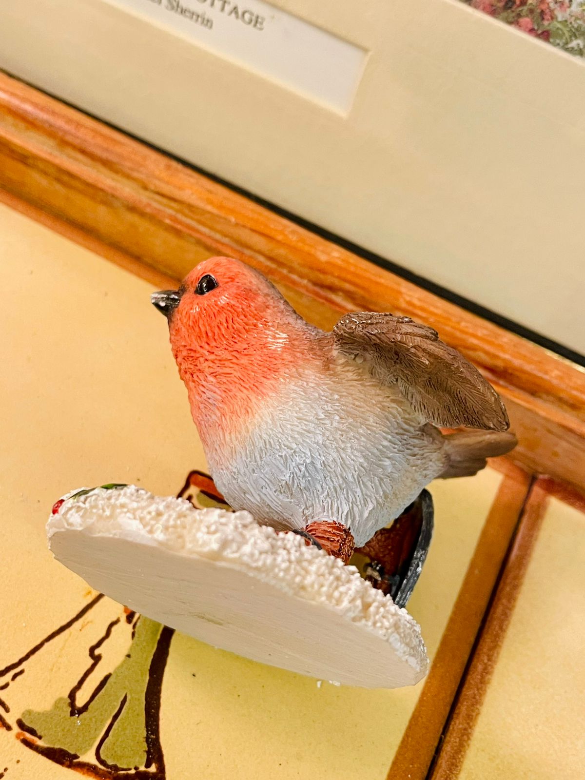 Winter Robin Bird Figurine with Snow Shoes – Cute Christmas Decor