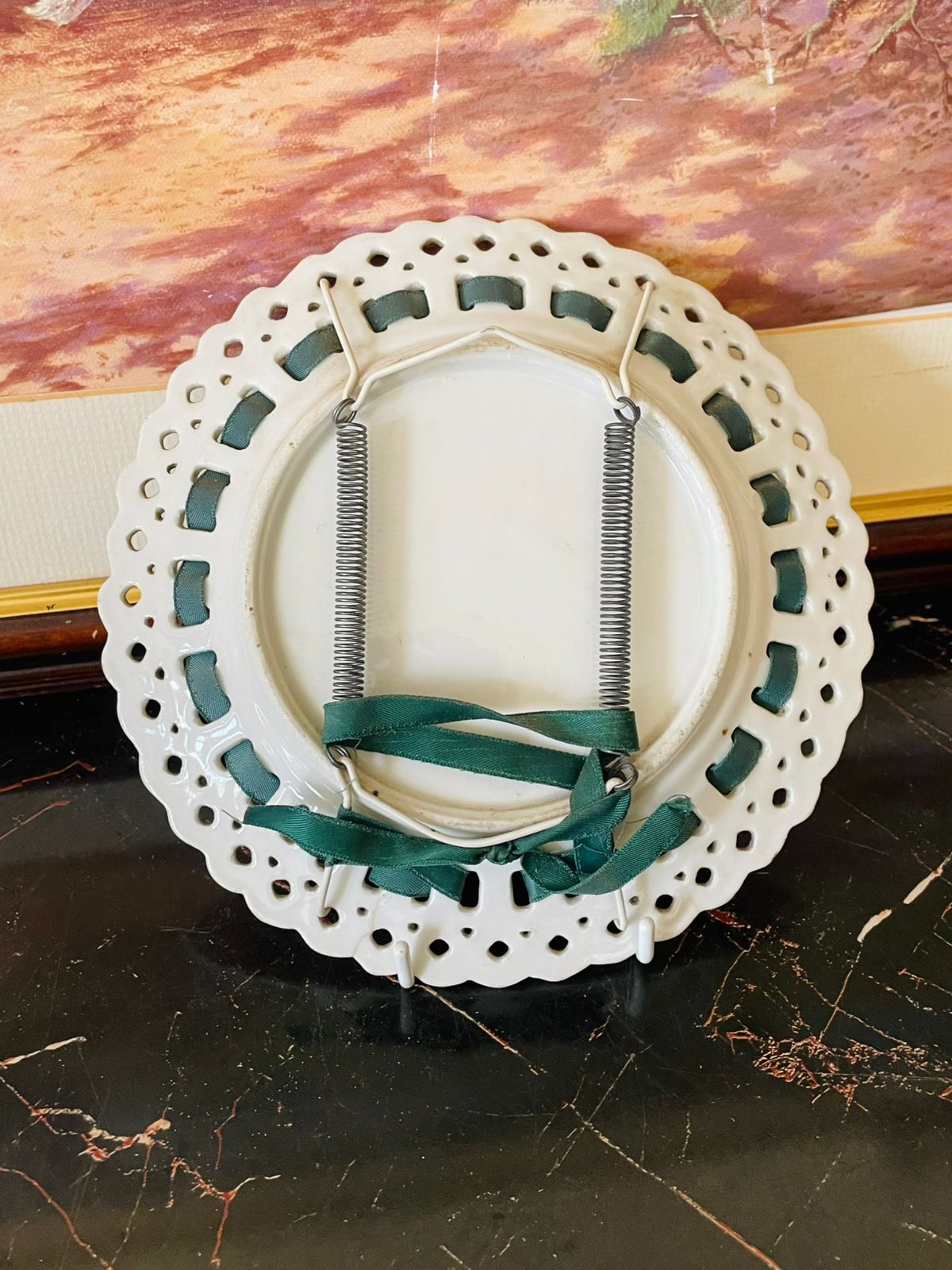 Antique Porcelain Decorative Plate with Cherub Motif – Pierced Edge & Gilded Trim