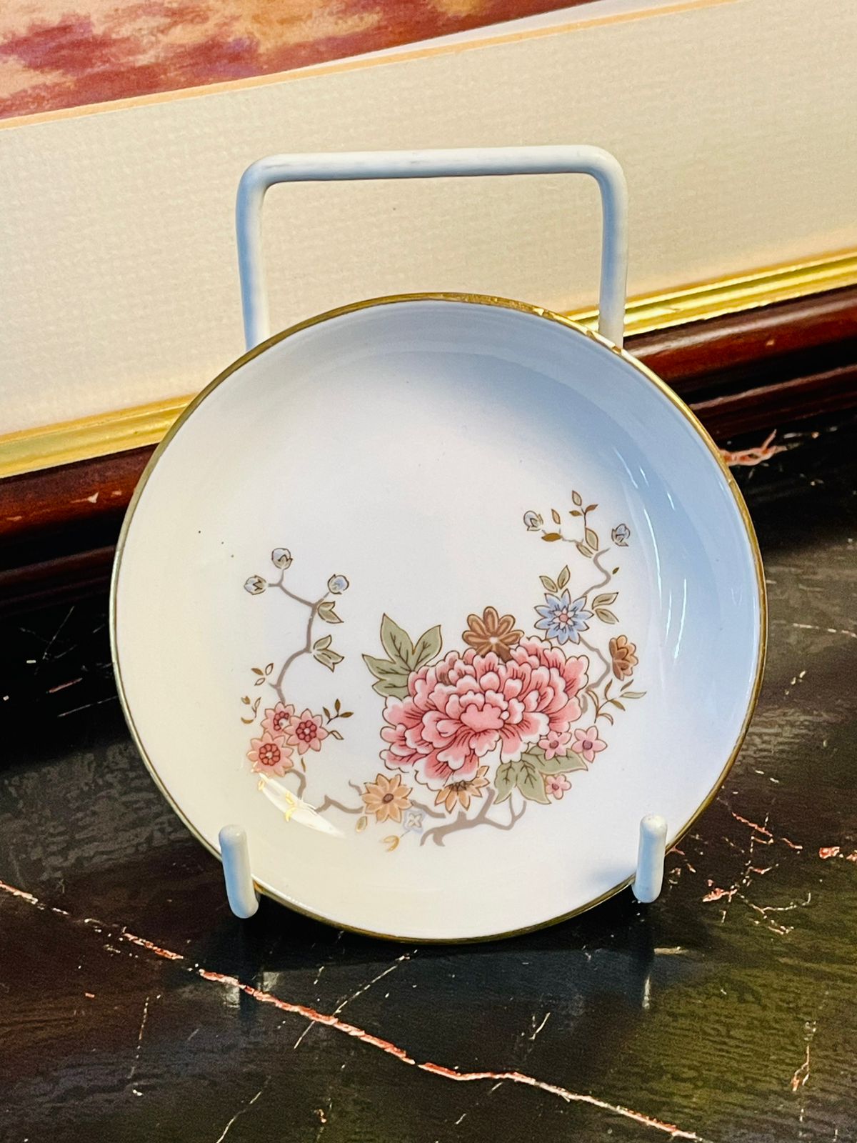 Royal Doultan Mini Serving Plate / Trinket Plate with Floral Design & Gold Rim