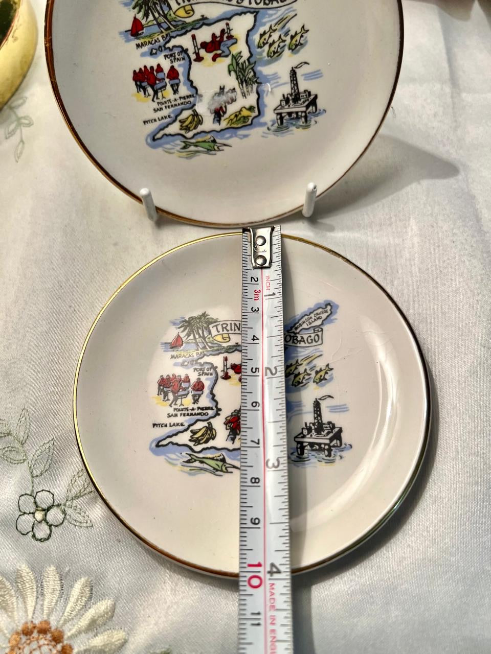 Trinidad & Tobago Souvenir Wall Plates Set of 2 10 cm
