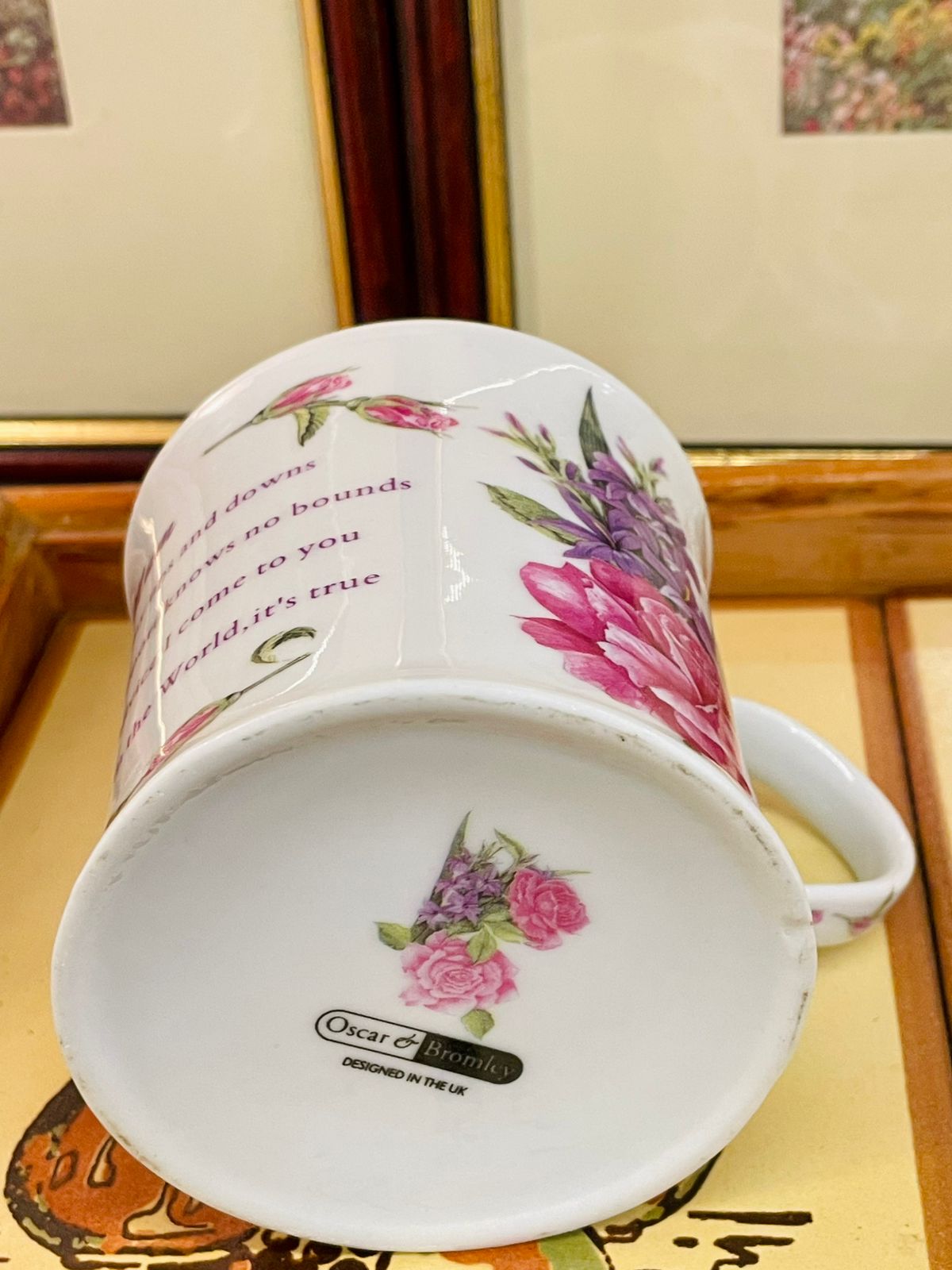 Oscar & Bromley “Mum” Floral Mug – Fine China Gift