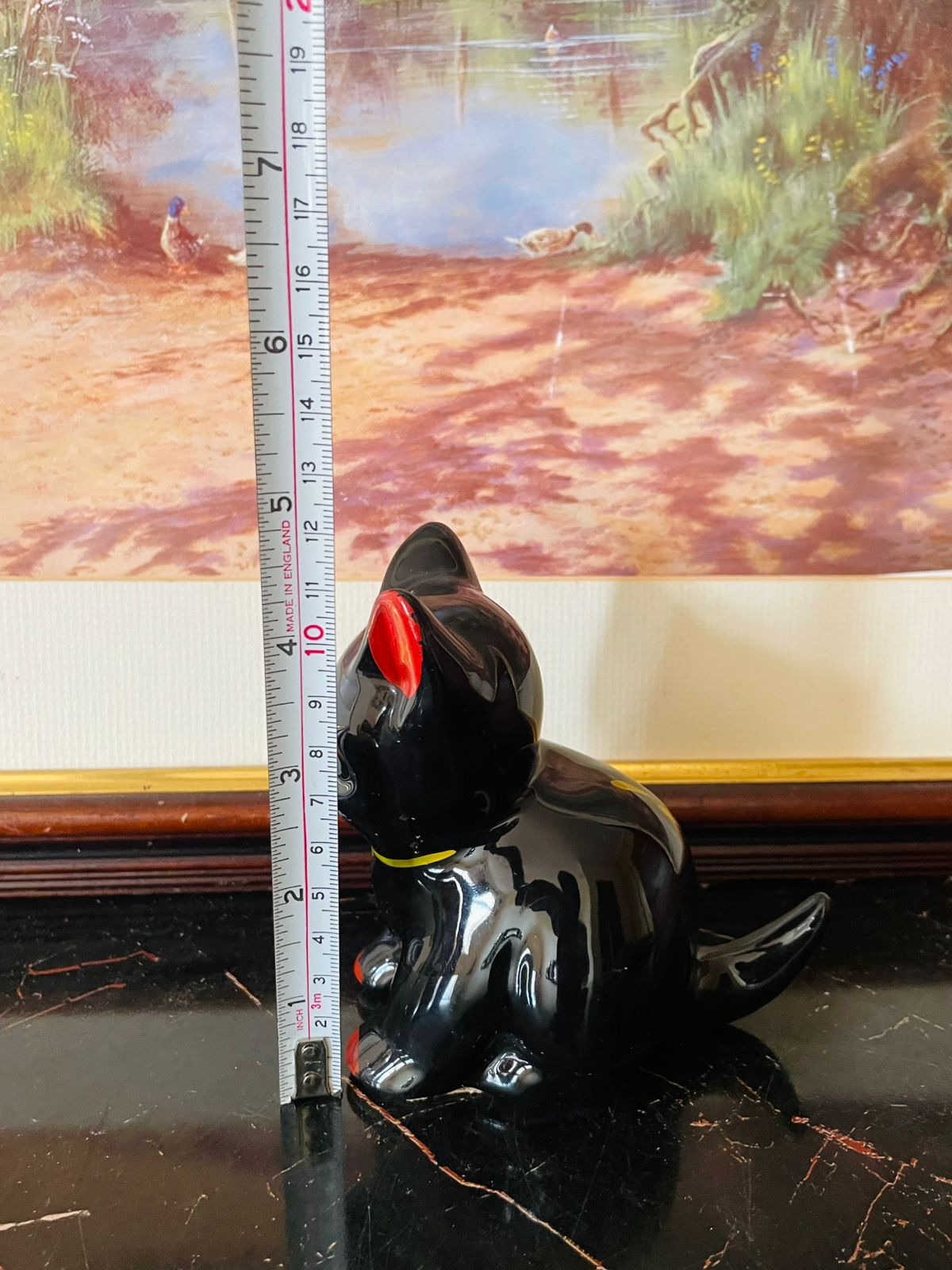 Vintage Black Cat Ceramic Figurine – Gloss Finish (Japan Inspired Style)