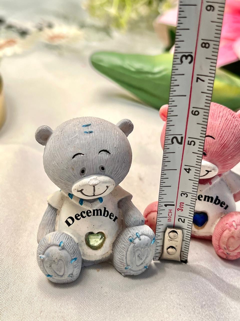 Vintage December Teddy Bear Figurine Green Heart 5 cm