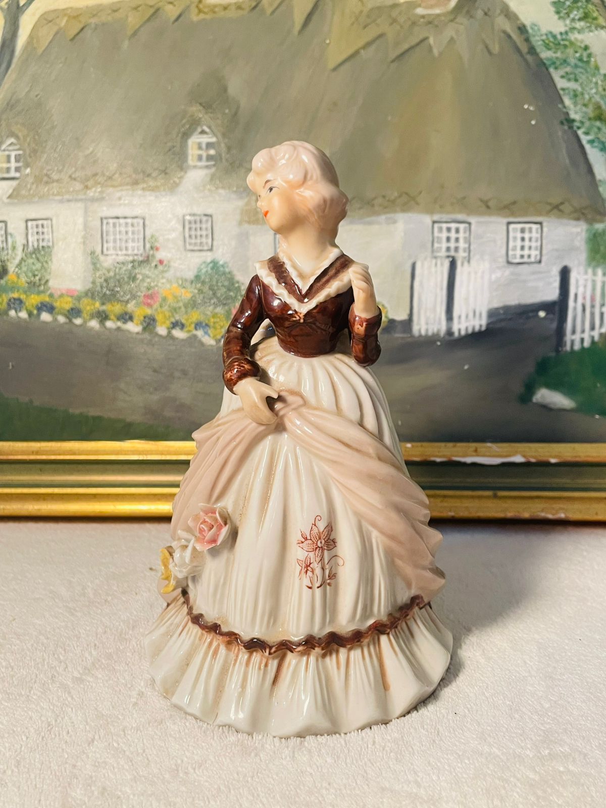 Vintage Porcelain Wind-Up Musical Figurine – Victorian Lady