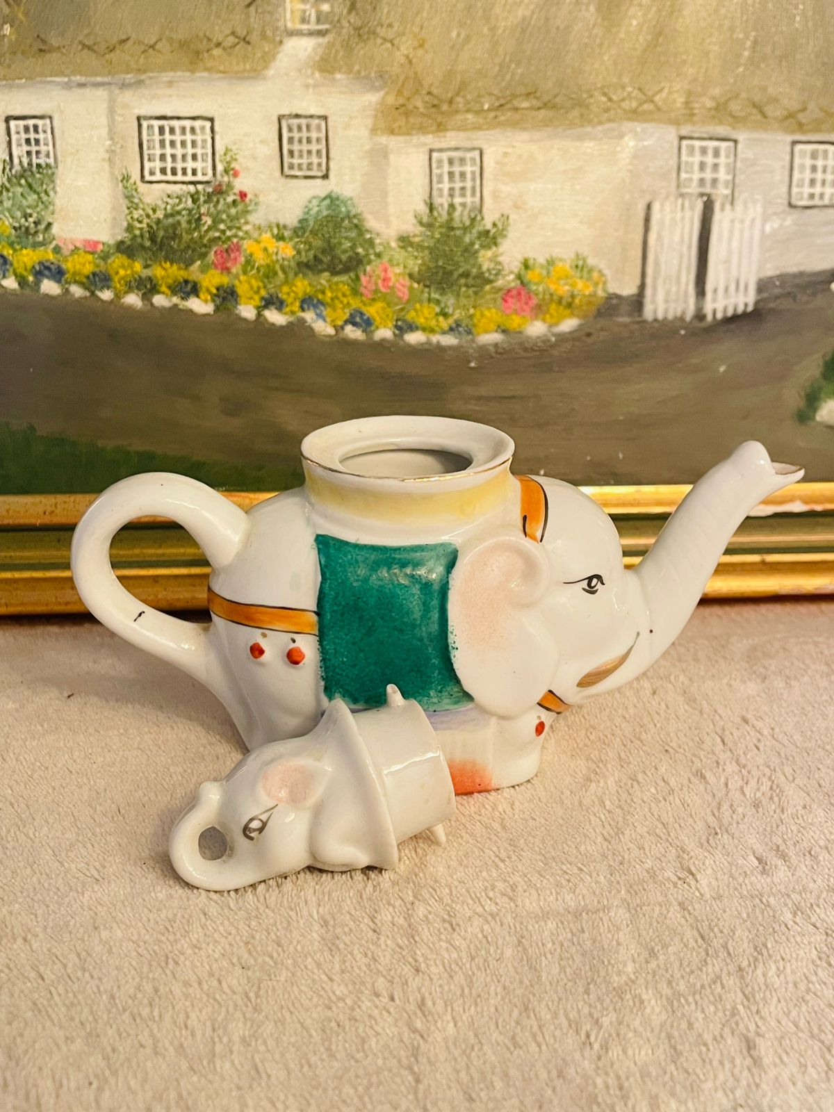 Hand Painted Elephant & Baby Figural Porcelain Teapot – Collectible Chinese Ceramic
