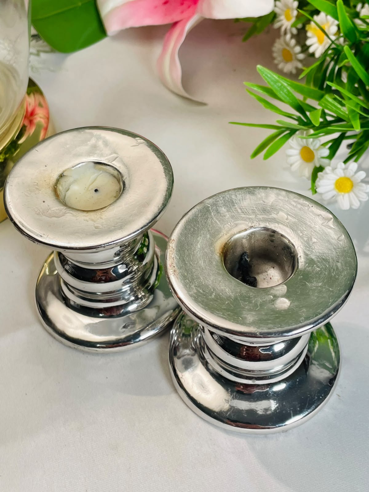 Silver-Tone Candle Holders – 2 Pieces, 8 cm