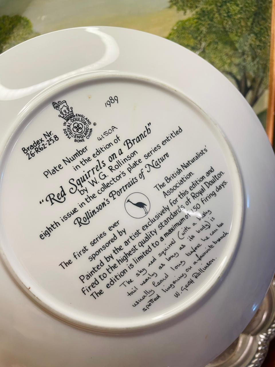 Royal Doulton “Red Squirrels” Collector Plate – 8.5in Wildlife Decor