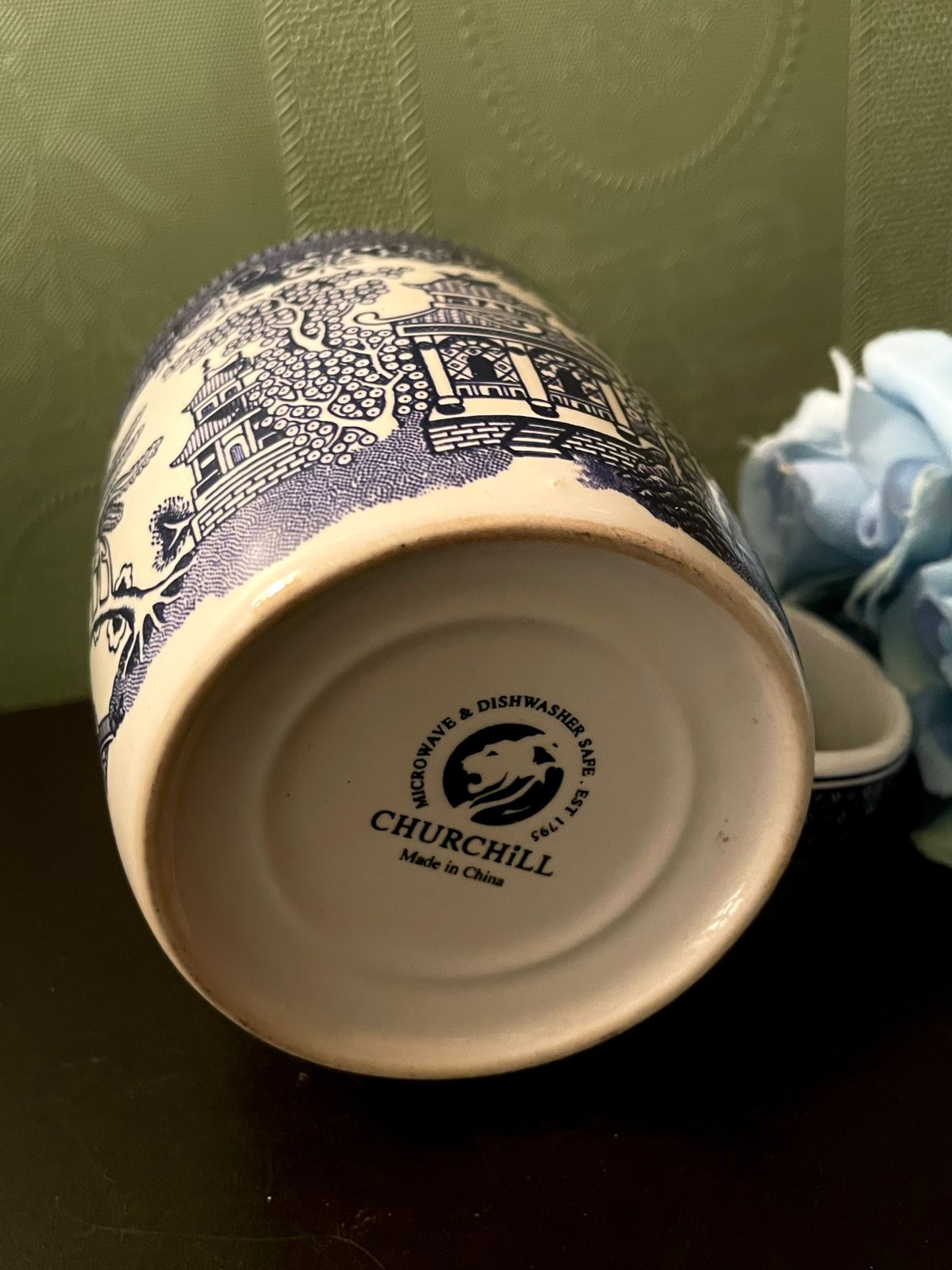 Churchill Blue Willow Ceramic Mug