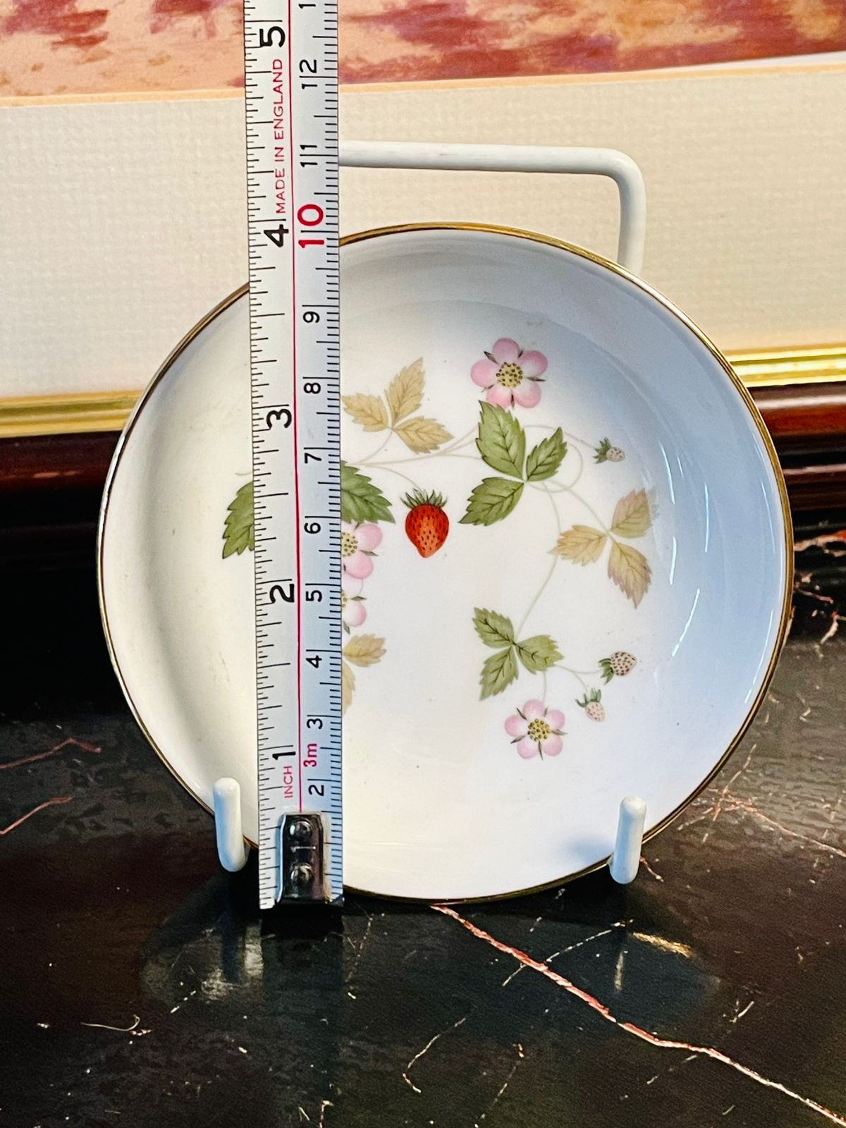 Wedgwood Bone China "Wild Strawberry" Mini Trinket/Serving Plate – Made in England (Gold Rim, 4.5 Inch)