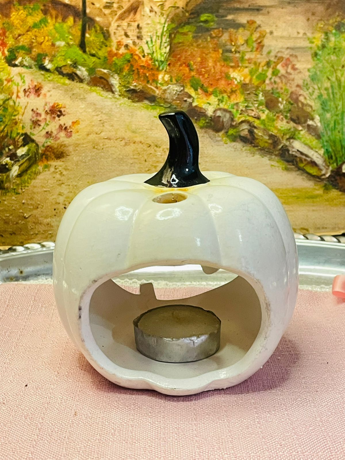 Ceramic Halloween Ghost with Pumpkins – Smiling Light-Up Outdoor Decor for Garden or Porch
