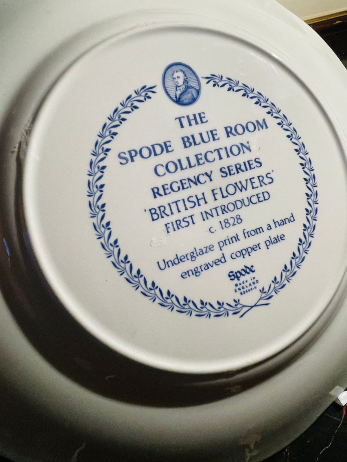 Spode Blue Room Collection “British Flowers” decor Plate – Made in England