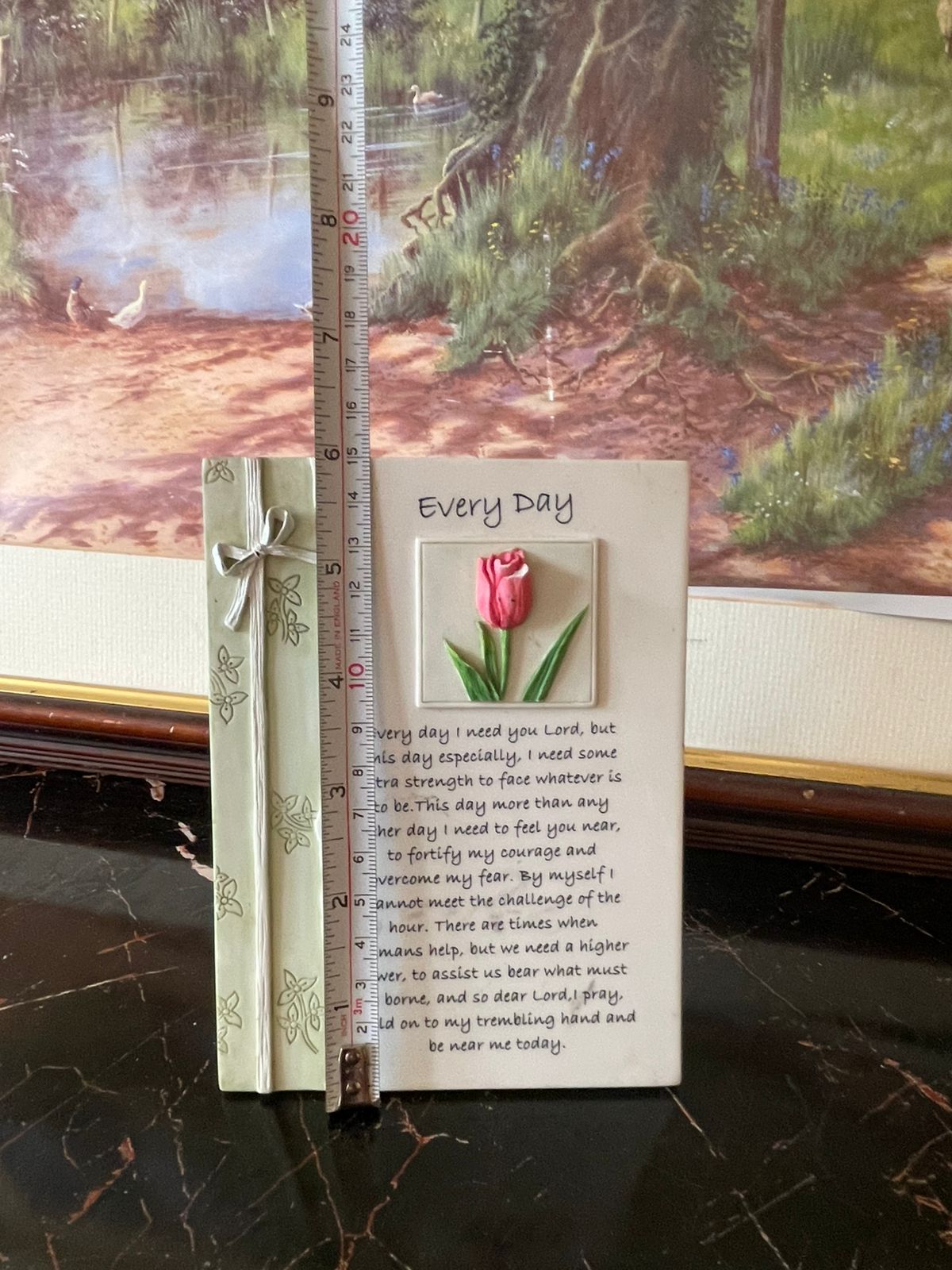 White Ceramic Everyday Frame with Tulip Flowers Print