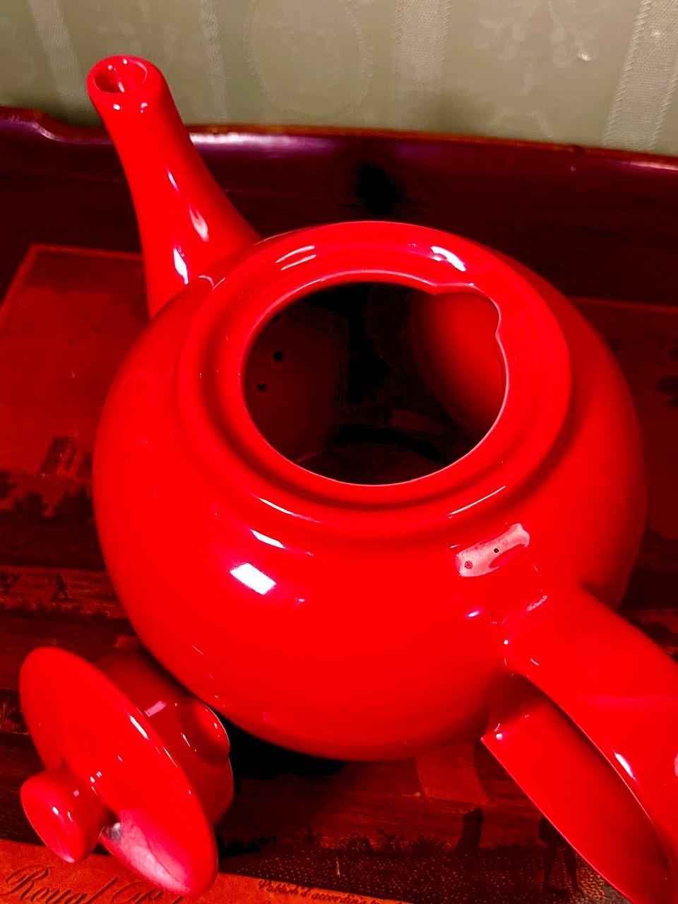 Modern Glossy Red Ceramic Teapot with Lid | 6 Inch Tea Pot