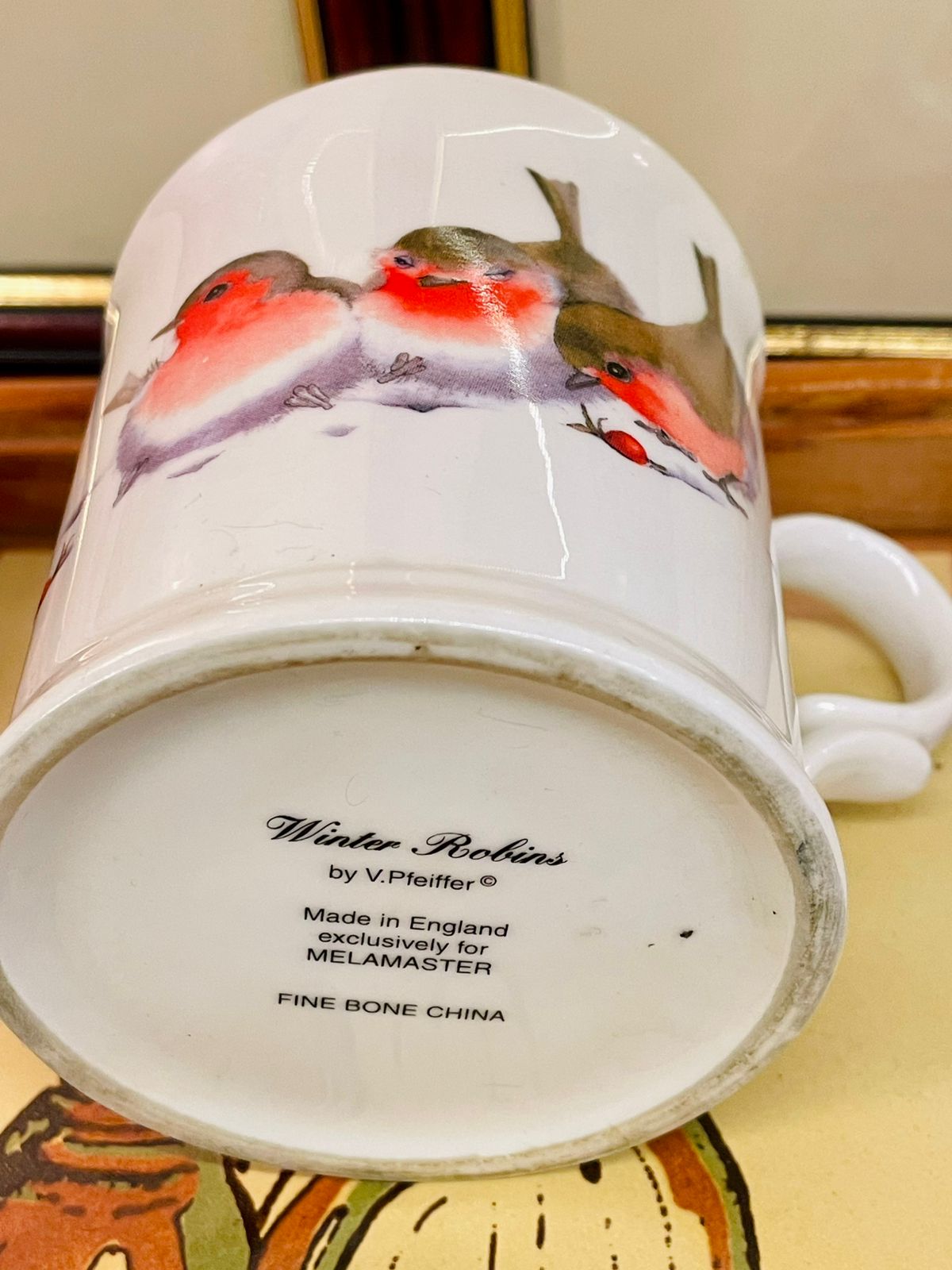 Winter Robins Fine Bone China Mug – V. Pfeiffer – Made in England