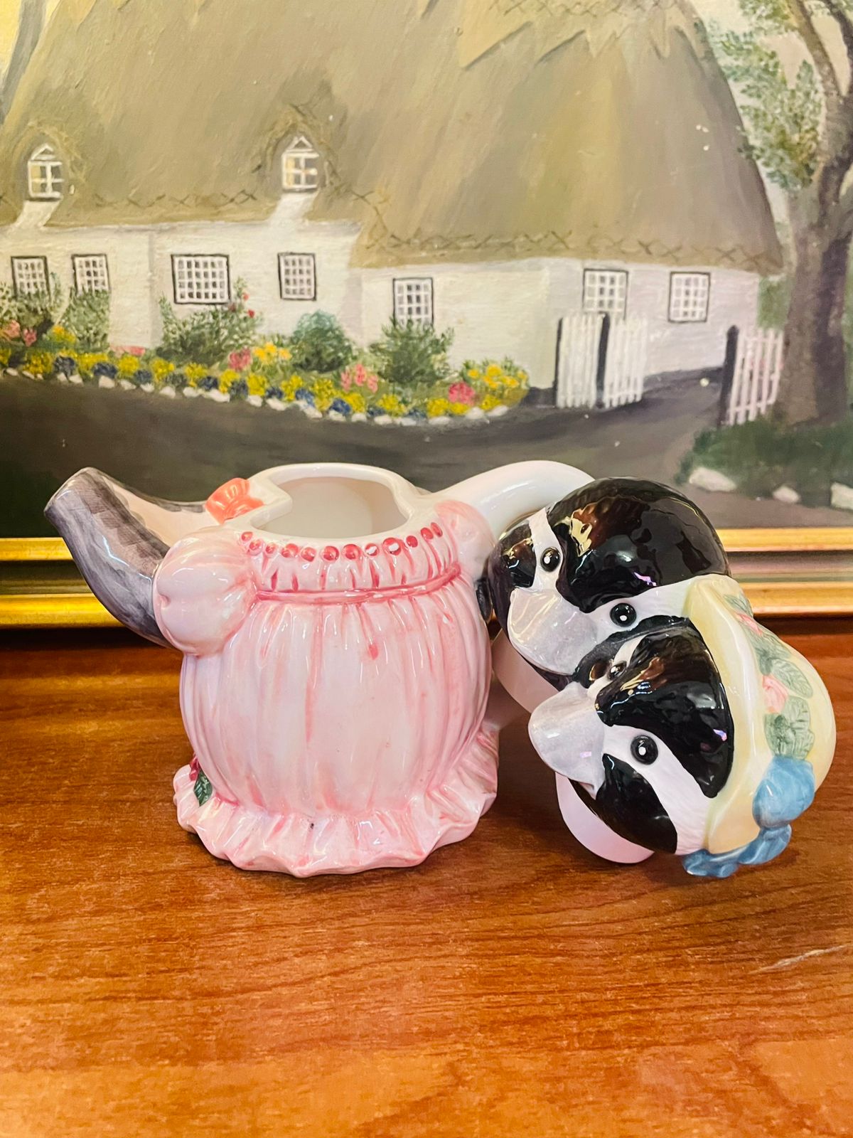 Adorable Penguin Ceramic Teapot – Cute Animal-Themed Tea Pot for Collectors & Gifting