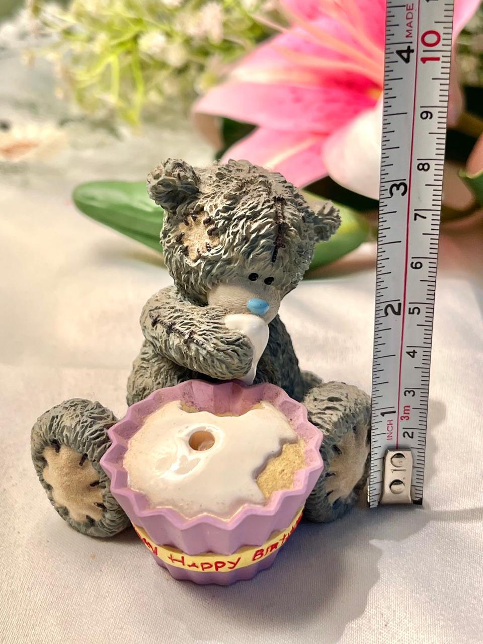 Vintage Teddy Bear Happy Birthday Cupcake Figurine 8 cm