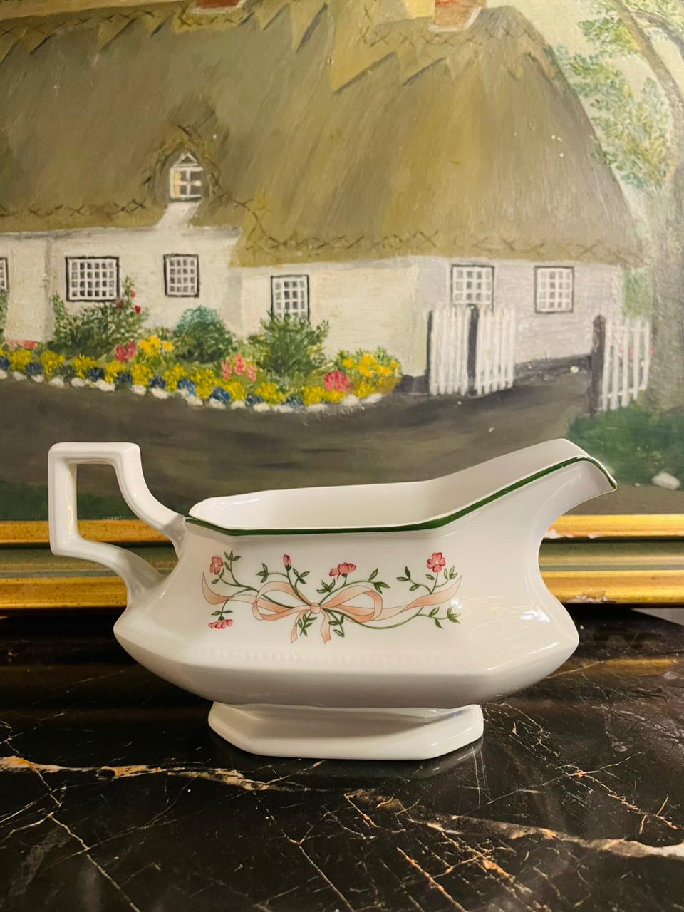 Eternal Beau Gravy Boat by Johnson Brothers – Vintage England