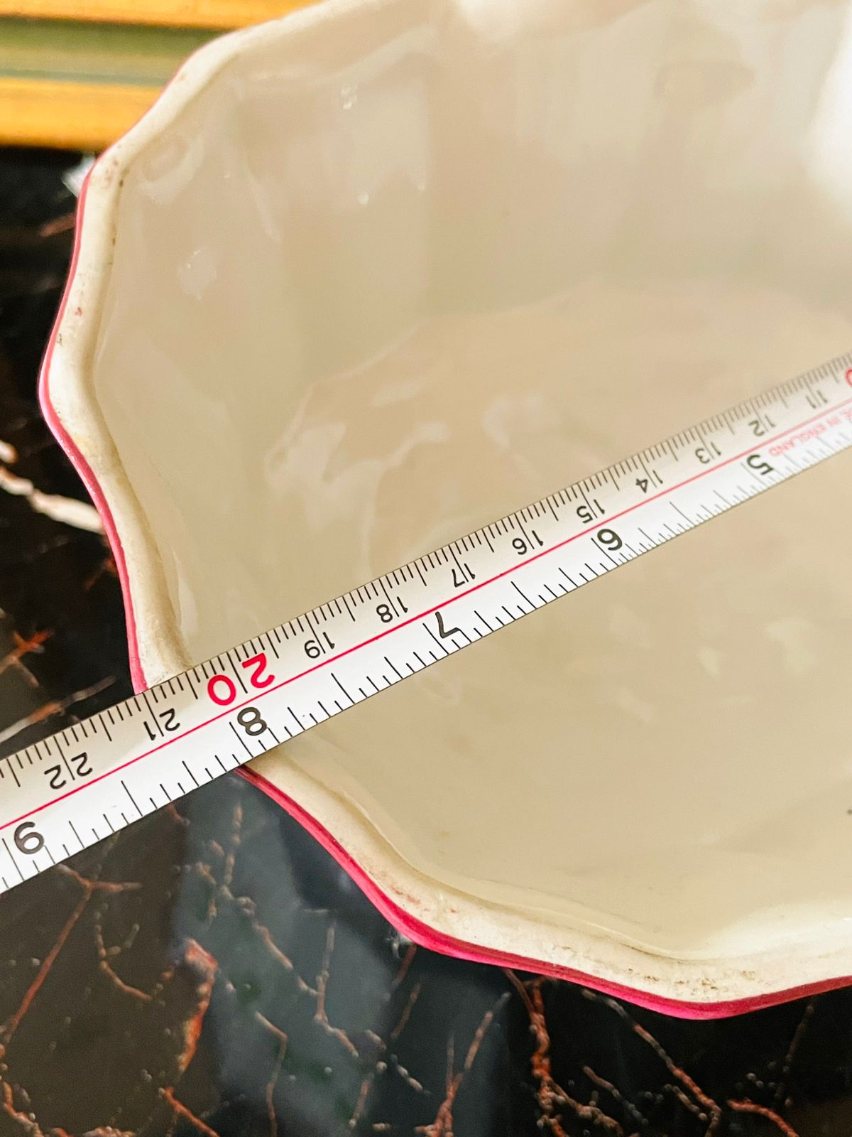 Le Cordon Bleu x The Franklin Mint 1986 – “Mother & Baby Rabbit” 3D Relief Wall Plaque Ceramic