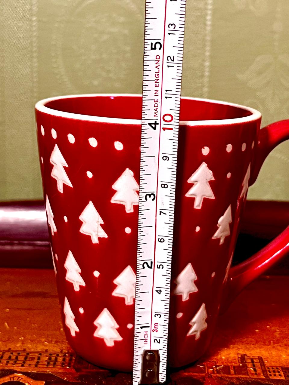 Red Christmas Tree Mug – 4"