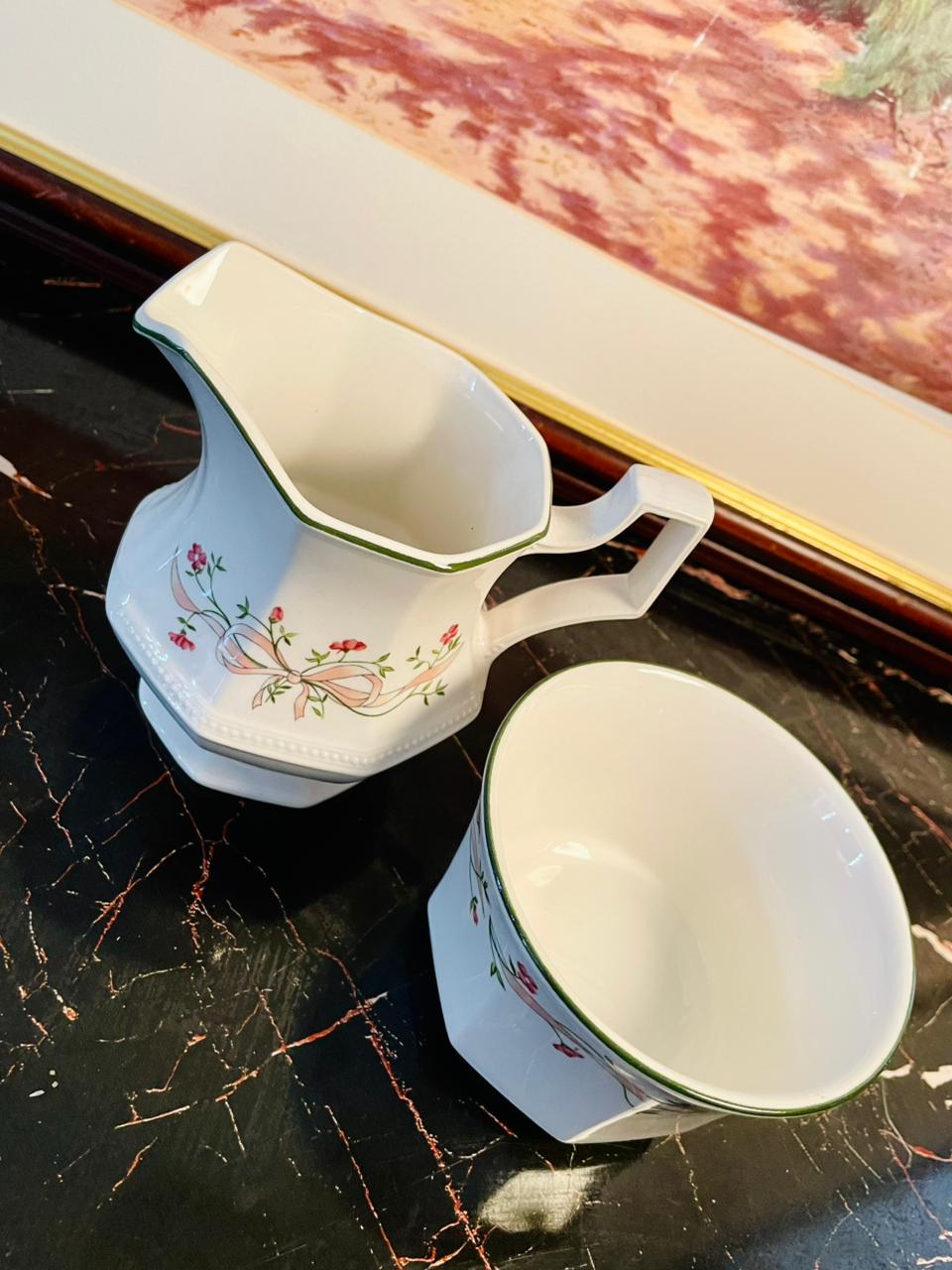 Johnson Bros Eternal Beau Milk Jug & Sugar Bowl Set – England