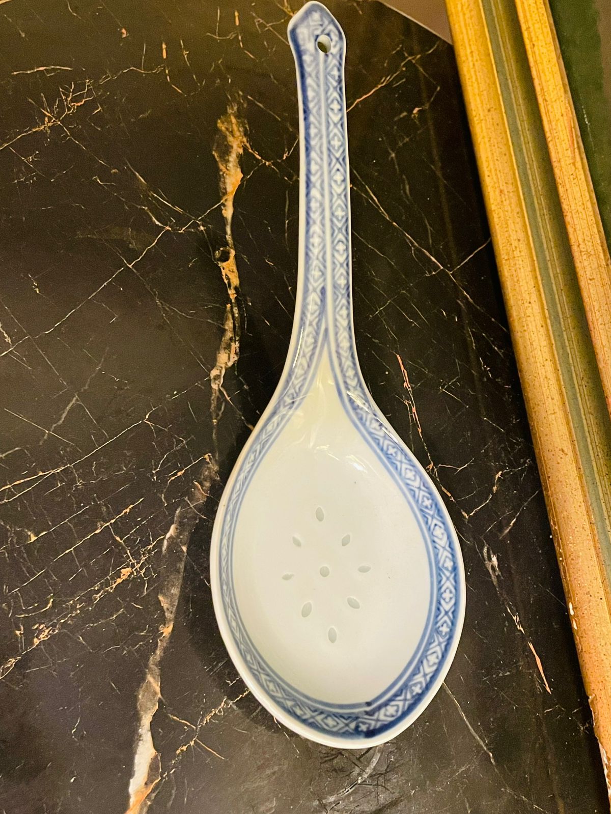 Traditional Chinese Style Porcelain Ceramic Soupladle large spoon – Classic Asian Tableware