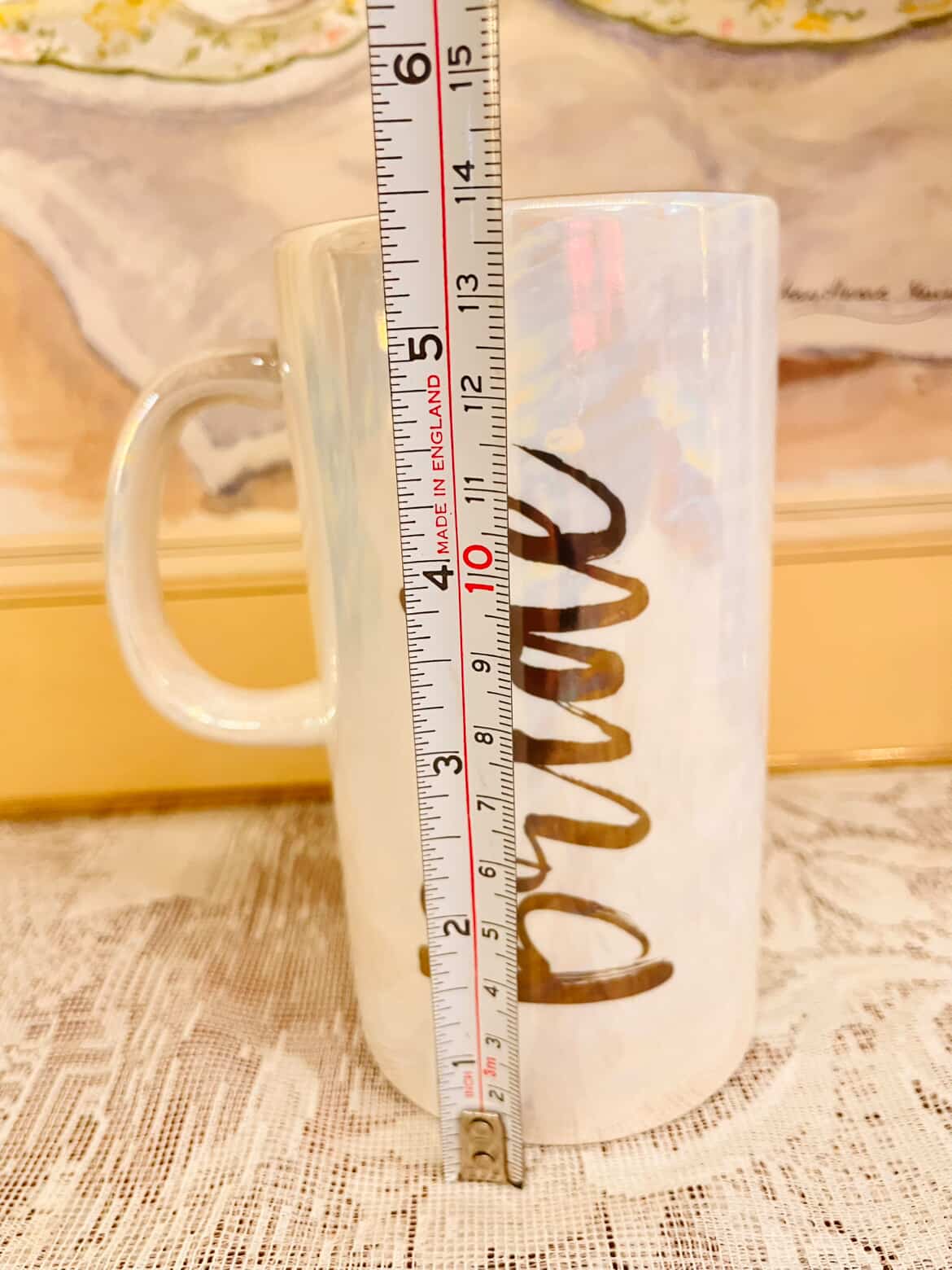 Pure Gold Script Mug – Tall Porcelain Coffee Cup