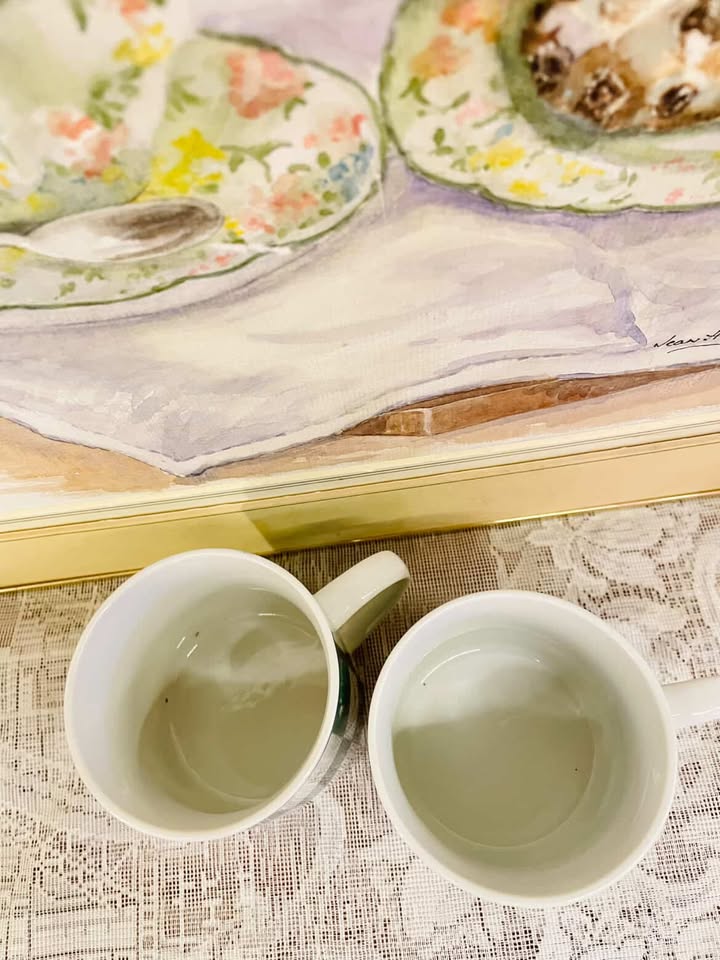 Vintage Green Checkered Porcelain Mug Set – Cottage Style