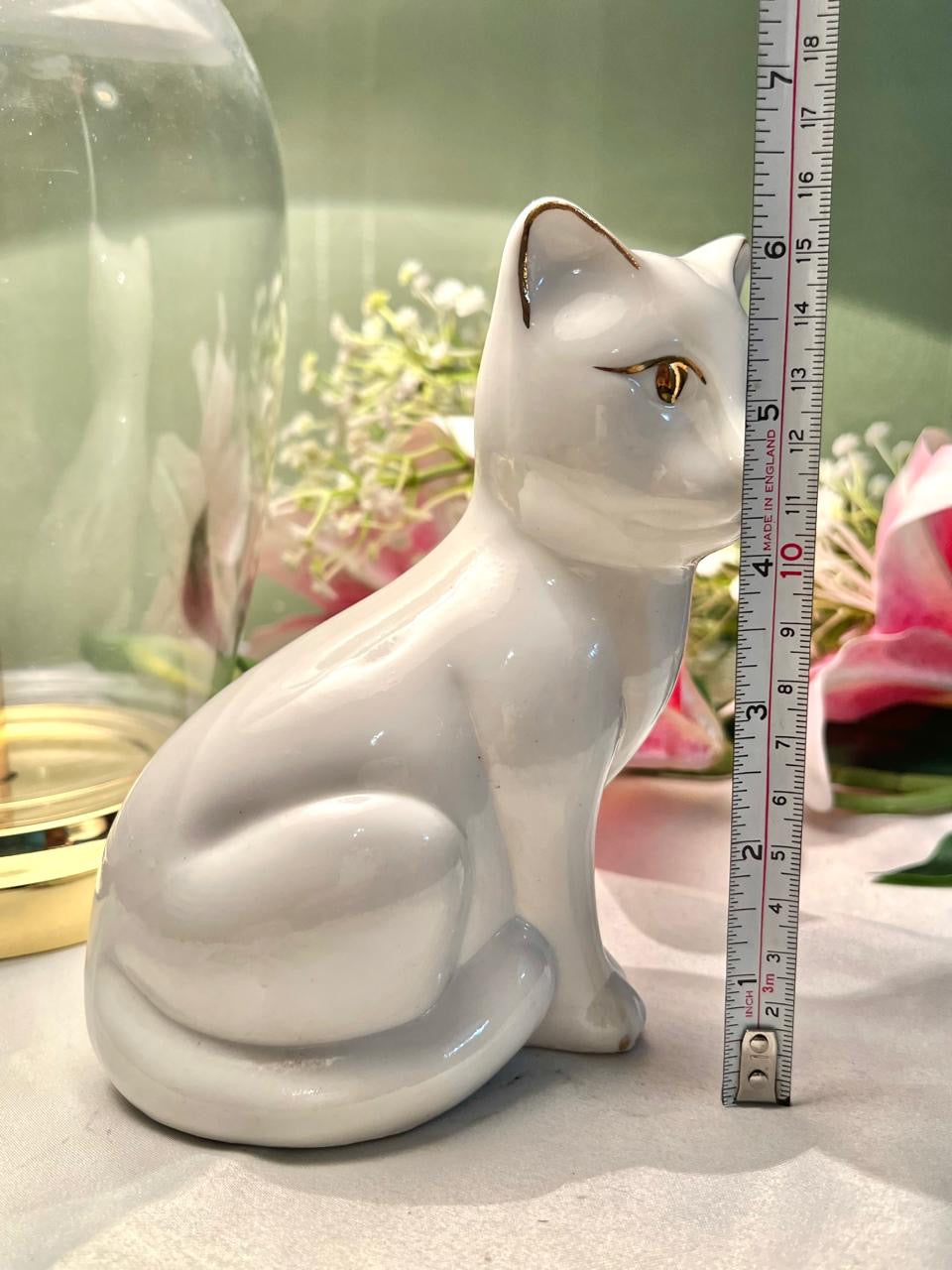 White Cat Ceramic Figurine Gold Detail 14cm - 1 Piece
