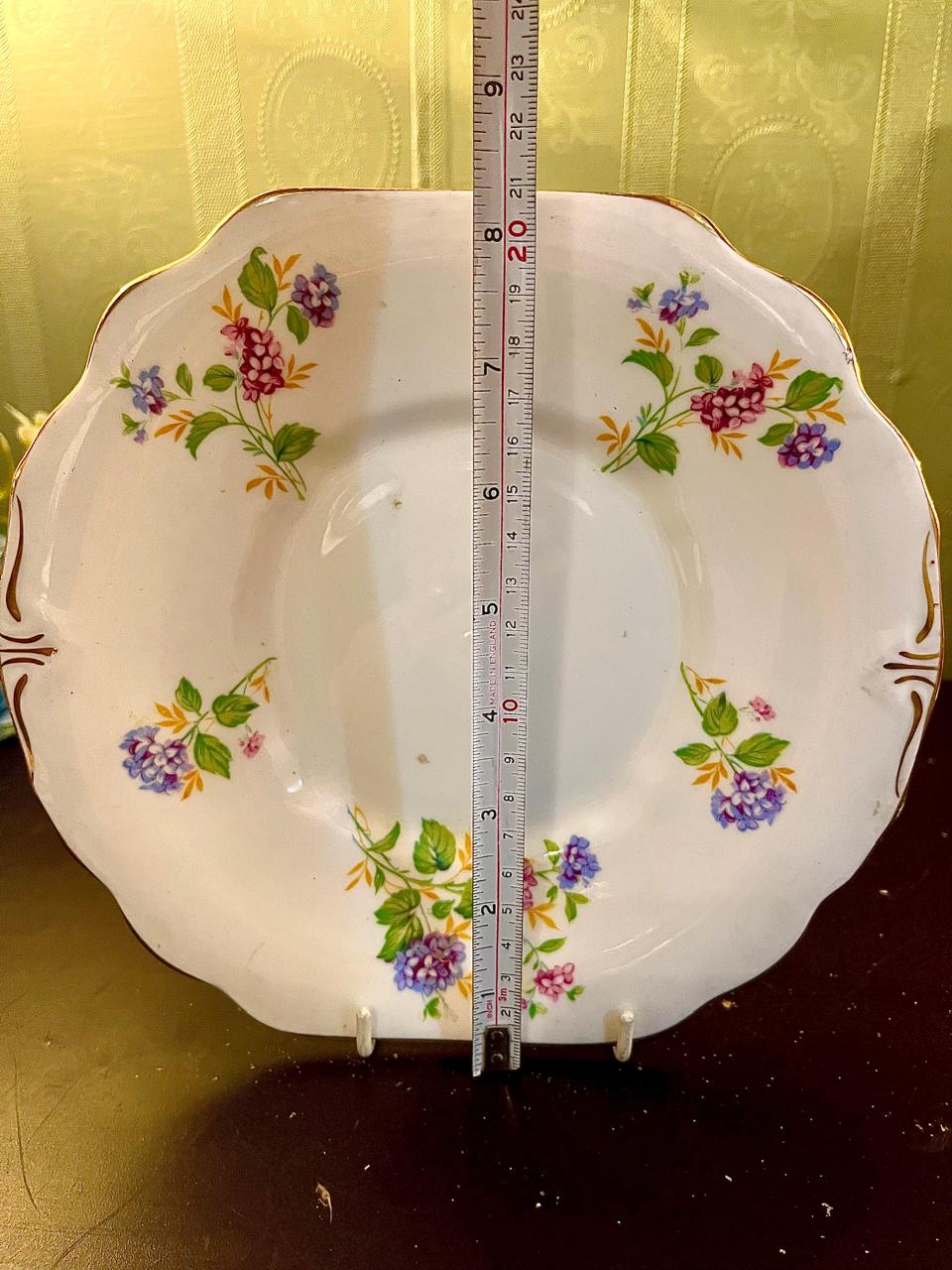 Vintage Floral Scalloped Serving Bowl Porcelain Vegetable Dish Gold Trim 9 Inch