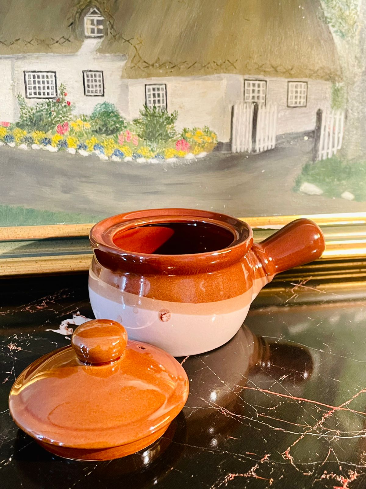 Ceramic Soup Pot with Handle & Lid – Brown Glazed Casserole Dish