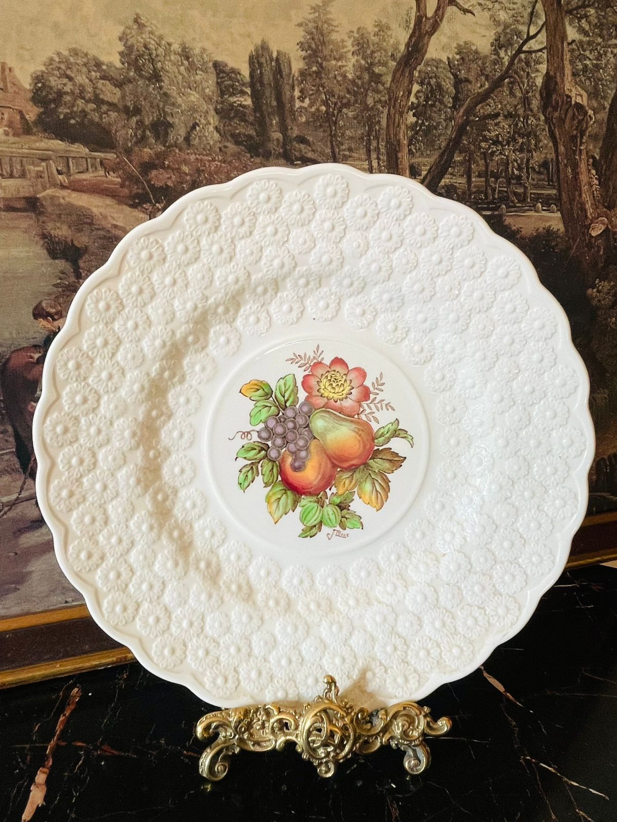 Copeland Spode England plate, Spode S2280 pattern, vintage Spode fruit plate, embossed daisy china, J. Thiele design, English country crockery, collectible Spode pottery, heritage British tableware, rare thrift finds England, vintage floral fruit decor