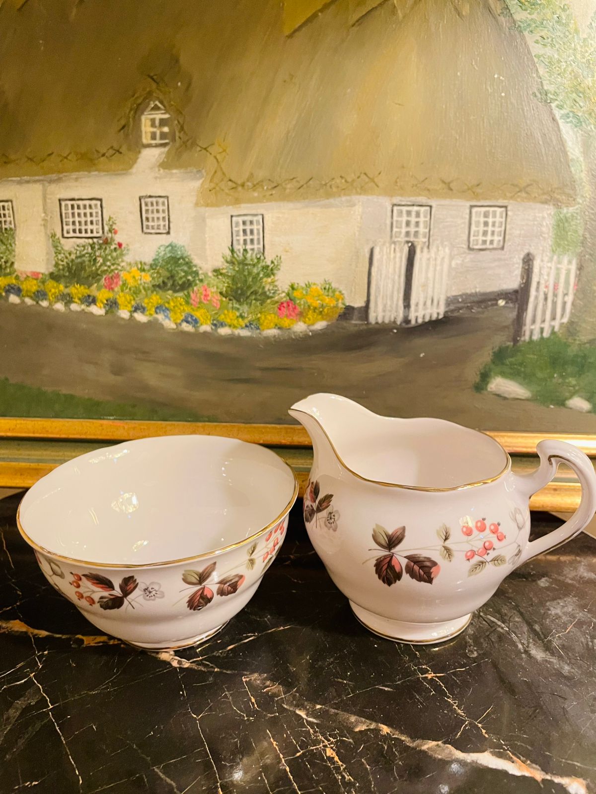 Wedgwood Hathaway Rose Creamer & Sugar Bowl – Fine Bone China England