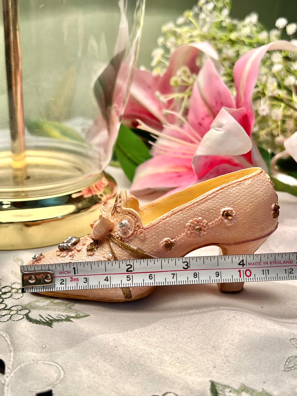 Pink Decorative High-Heel Shoe Ornament 4"
