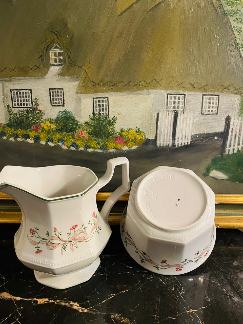 Johnson Brothers Eternal Beau Milk Jug & Sugar Bowl Set – Vintage England