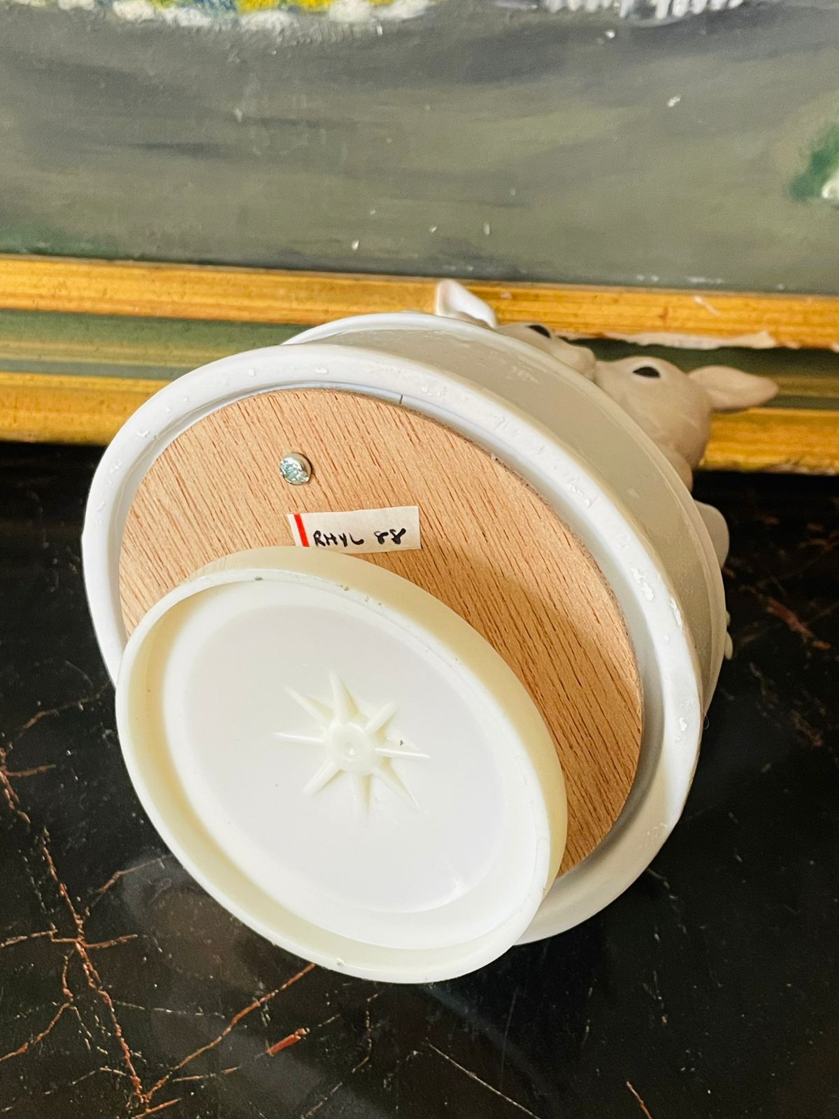 Vintage Arnart Easter Bunny Music Box – Hand-Painted Ceramic Bunny Figurine with Original Box