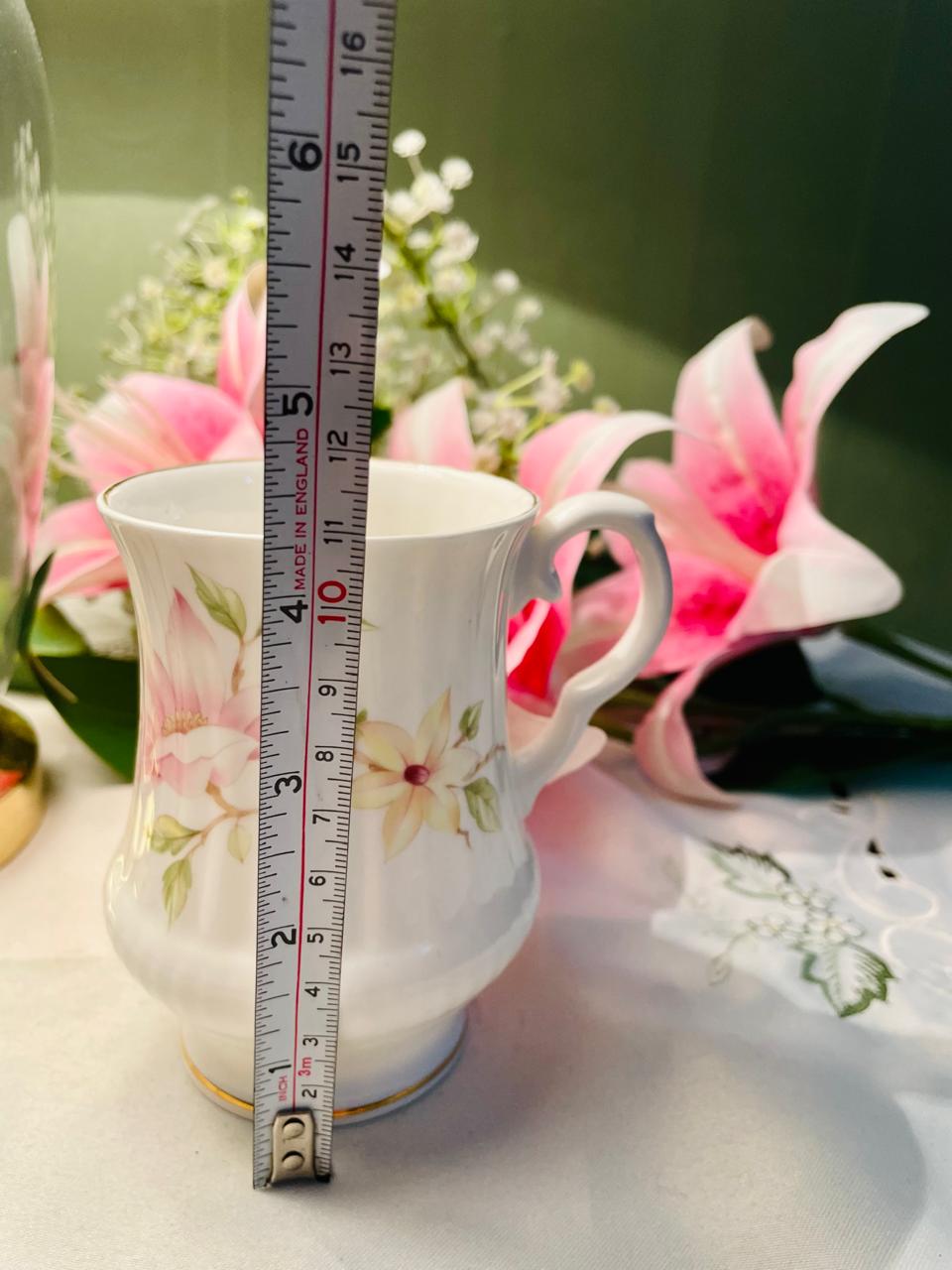 Billtons Montfort Floral Fine Bone China Mug – Approx. 4.5 Inch