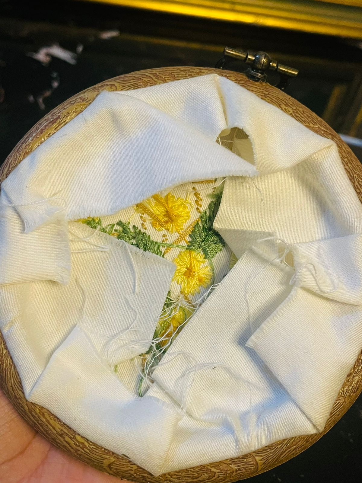 Vintage Hand Embroidered Floral Wall Art – Yellow Flowers in Round Wooden Frame
