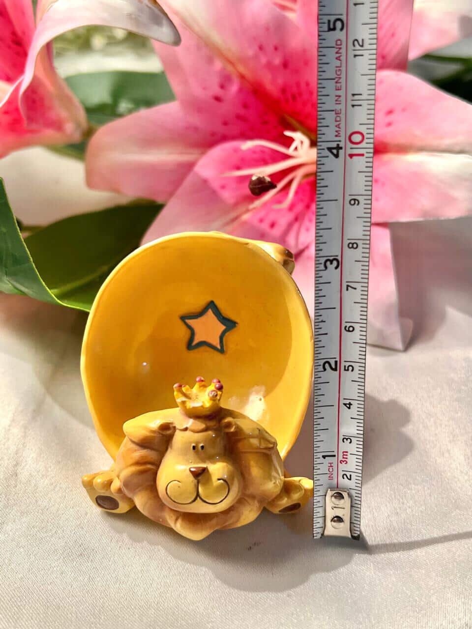 Vintage Yellow Lion Ceramic Trinket Holder Approx 8 cm
