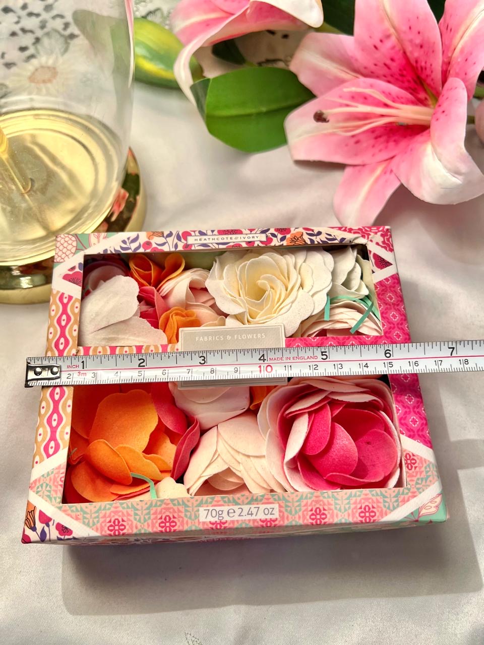 Vintage & Co Heathcote & Ivory Soap Flowers Gift Box 70g