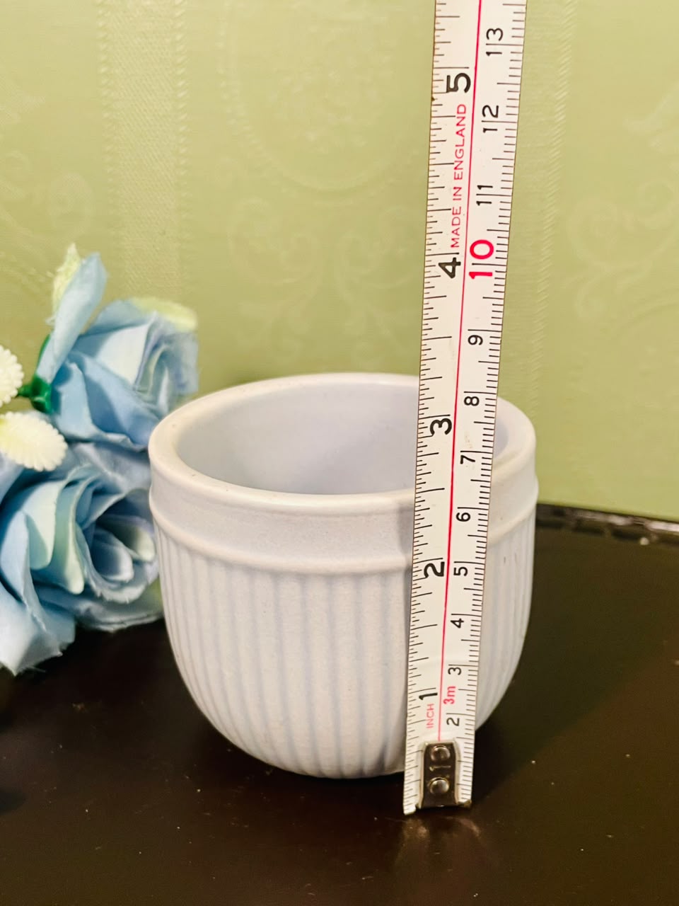 White Ribbed Ceramic Mini Planter – 3 Inch