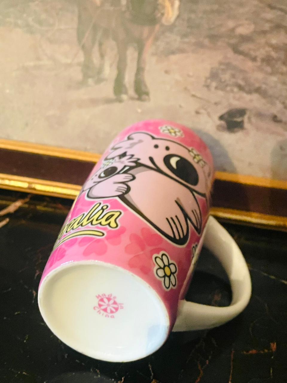 Vintage Ceramic Mug – Perfect for Tea, Coffee & Everyday Comfort