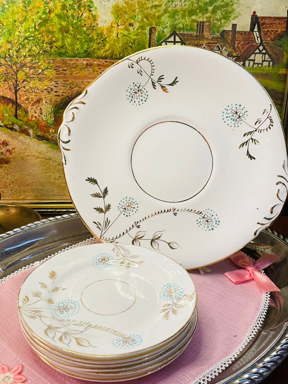 Set of 6-Person Cake Set – White & Gold Floral Pattern – Vintage England Bone China