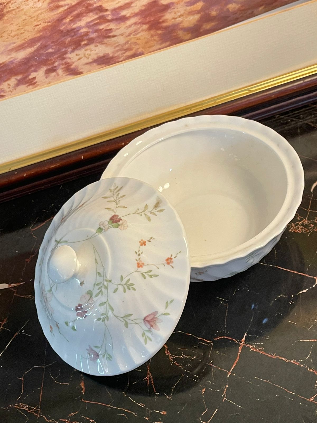 Wedgwood Campion Lidded Serving Bowl – Fine Bone China, England