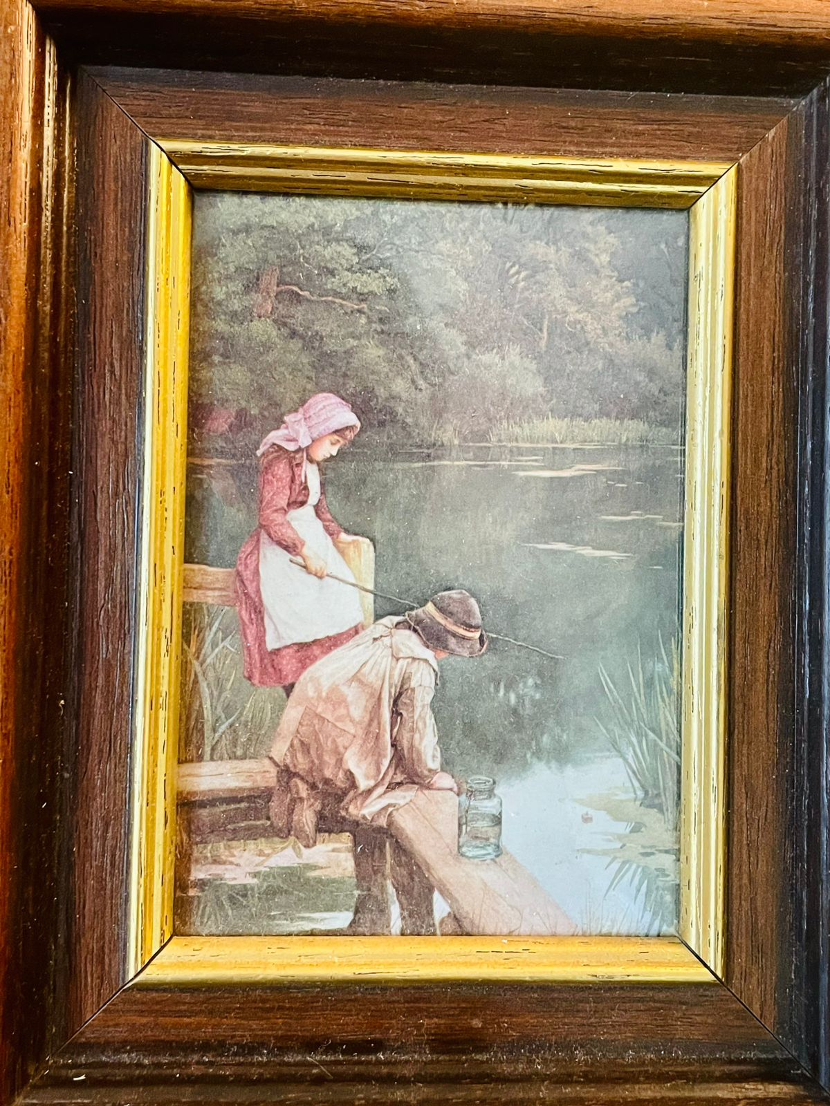 Vintage Framed Countryside Artwork – Rustic Wooden Frame Wall Art (Boy & Girl Fishing Scene)