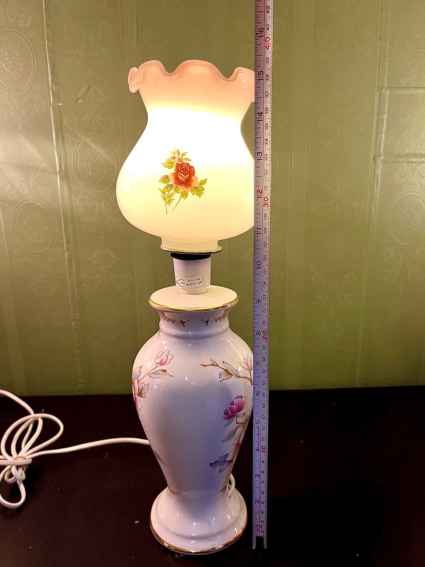 Vintage Floral Ceramic Table Lamp 16 Inch