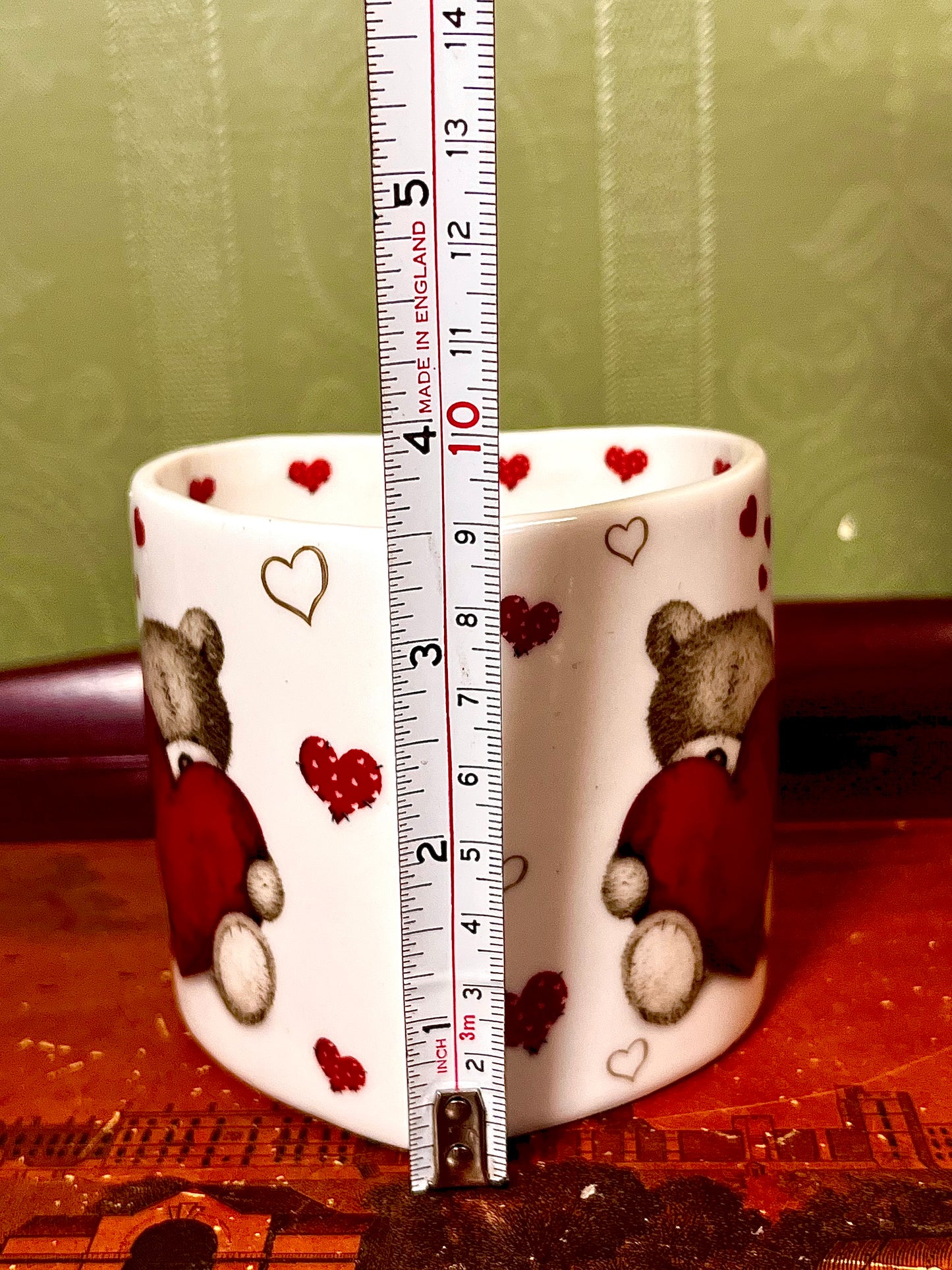 Hugs Gift Wishes Teddy Bear Heart Mug 10cm