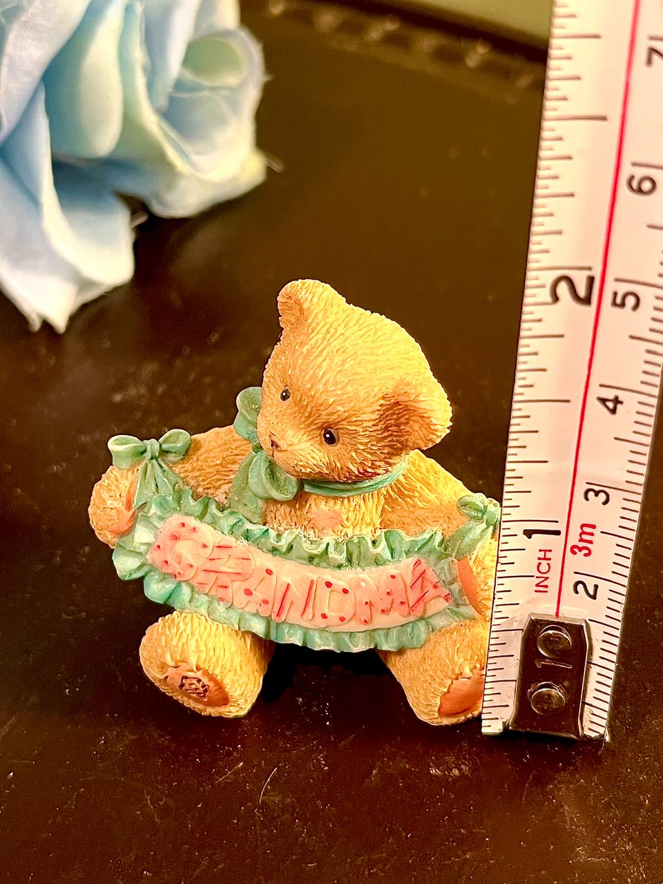 Teddy Bear Grandma Banner Figurine, Approx. 1.5 Inches